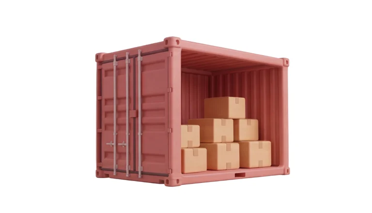 Contenedor de bodega pequeño, abierto y con cajas de cartón apiladas dentro